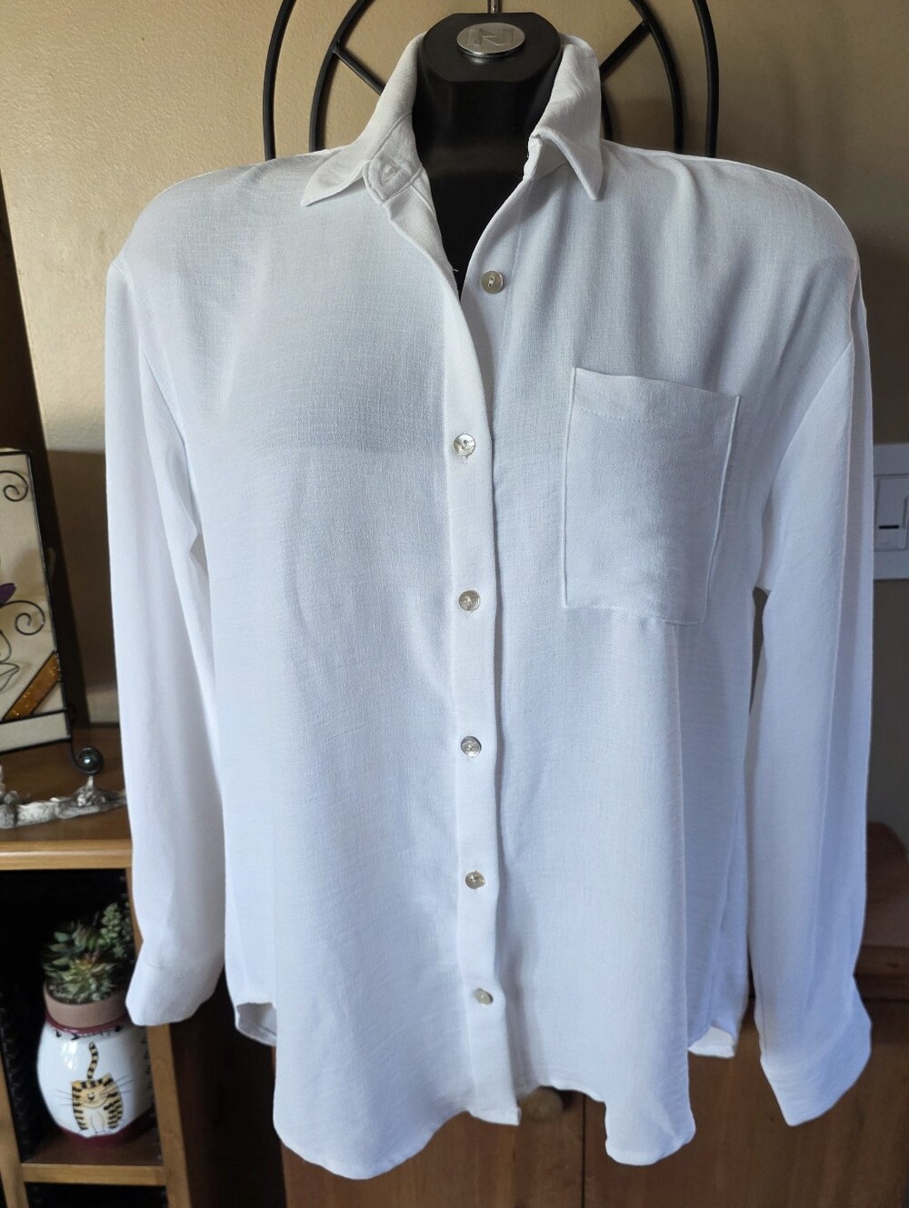 Classic Ladies Bright White Button-Up Long Sleeve Oversized Blouse Size S